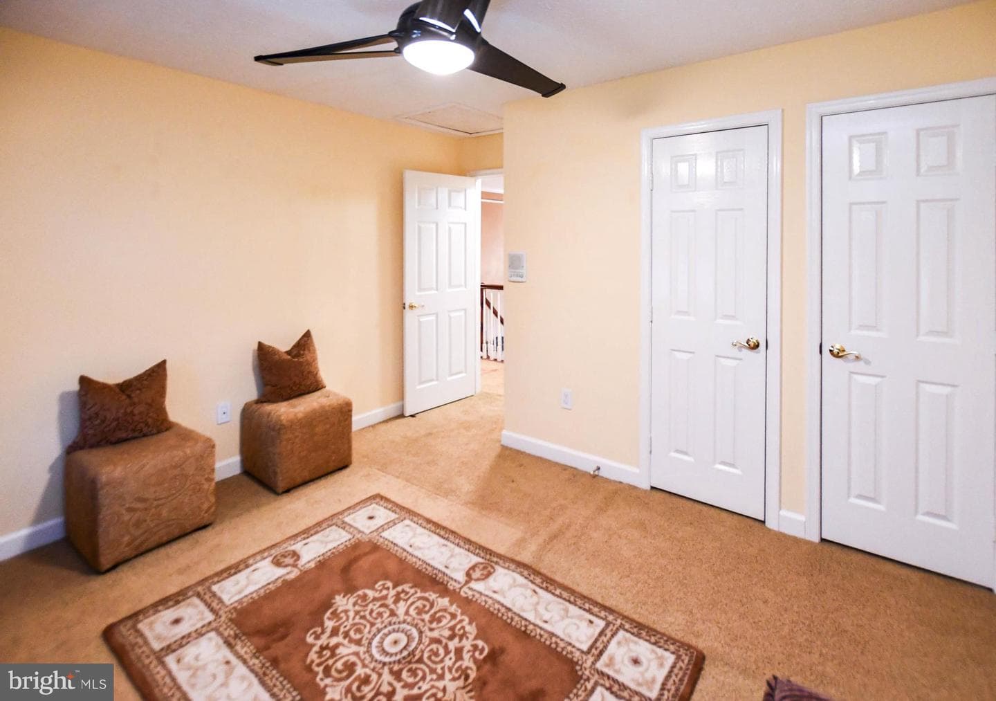 11406 Canterbury Court photo 43