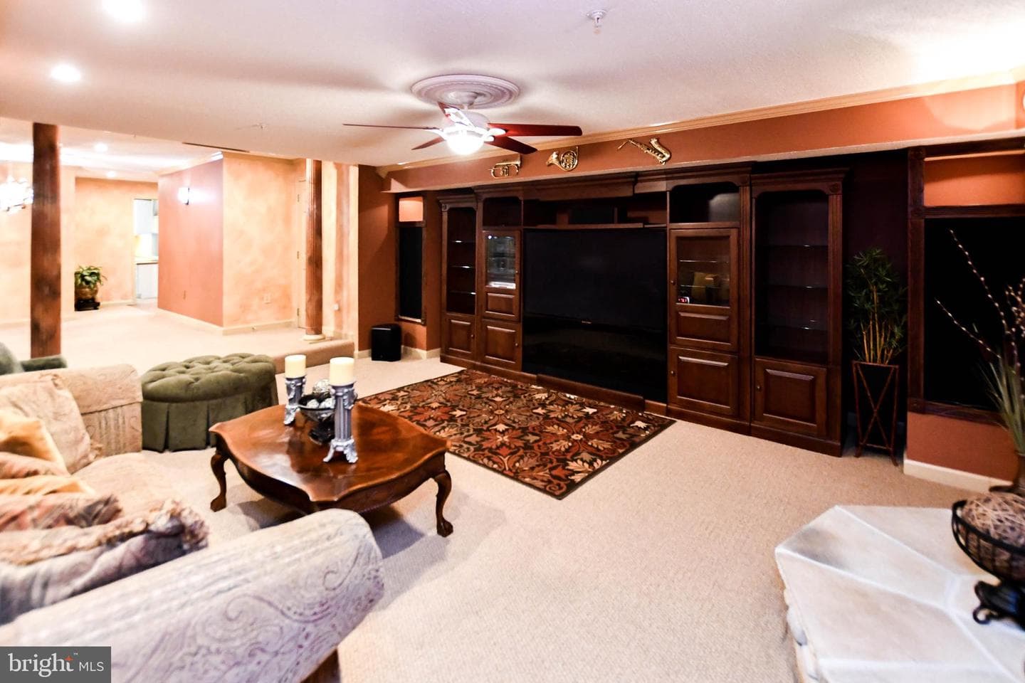 11406 Canterbury Court photo 54