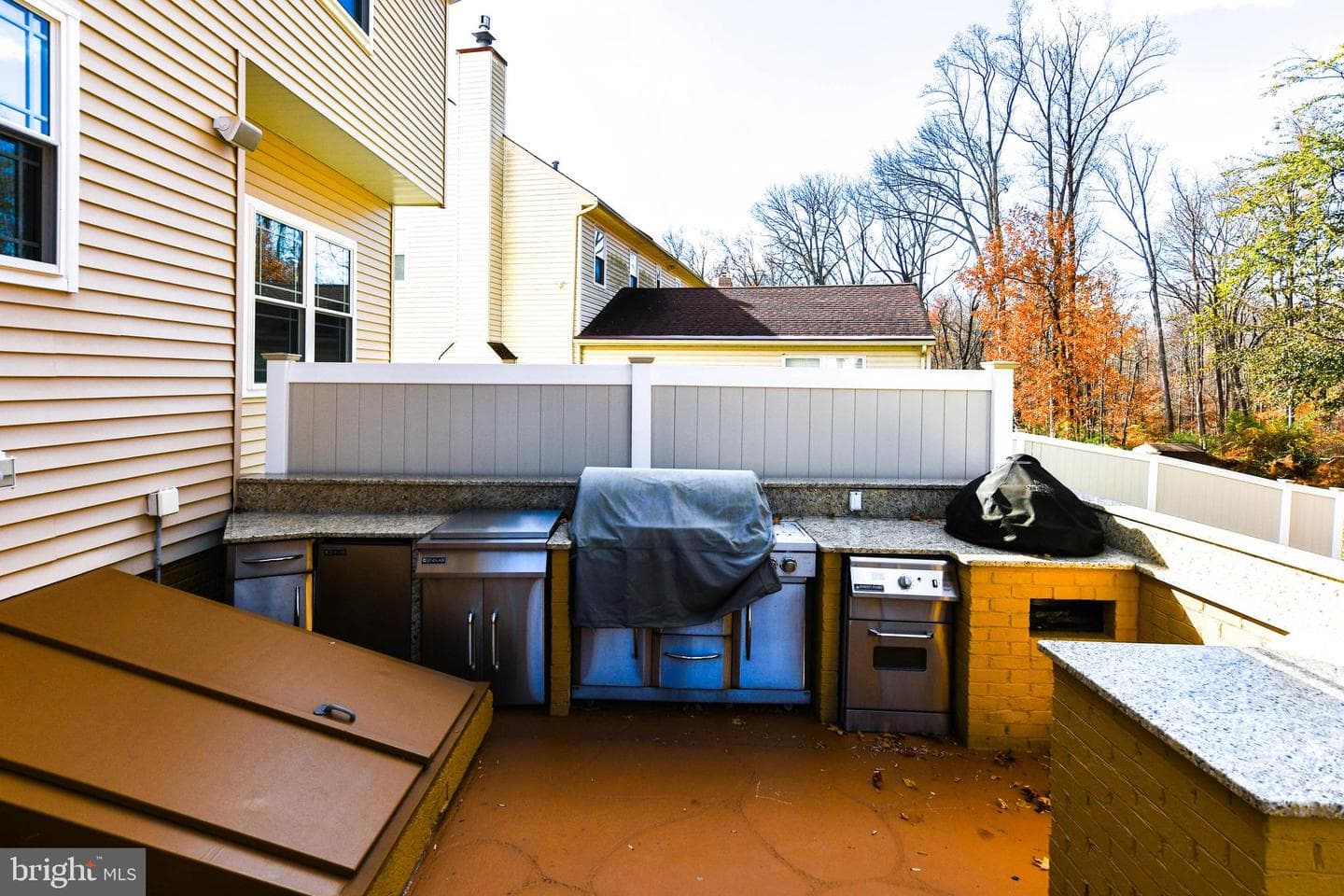 11406 Canterbury Court photo 61