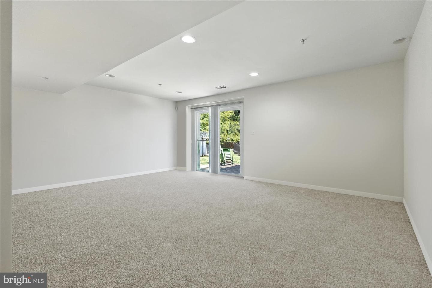 8518 Cedar Chase Drive photo 29