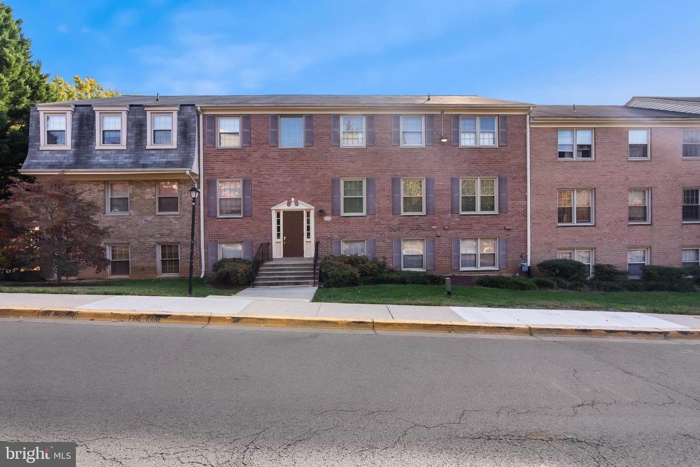 6024 Westchester Park Drive #202 photo 2