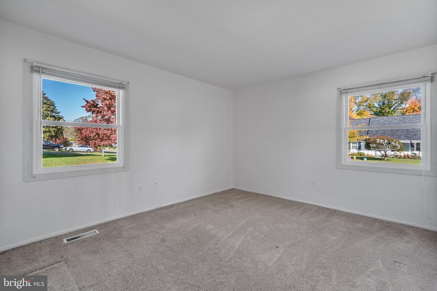 12419 Kensington Lane photo 22