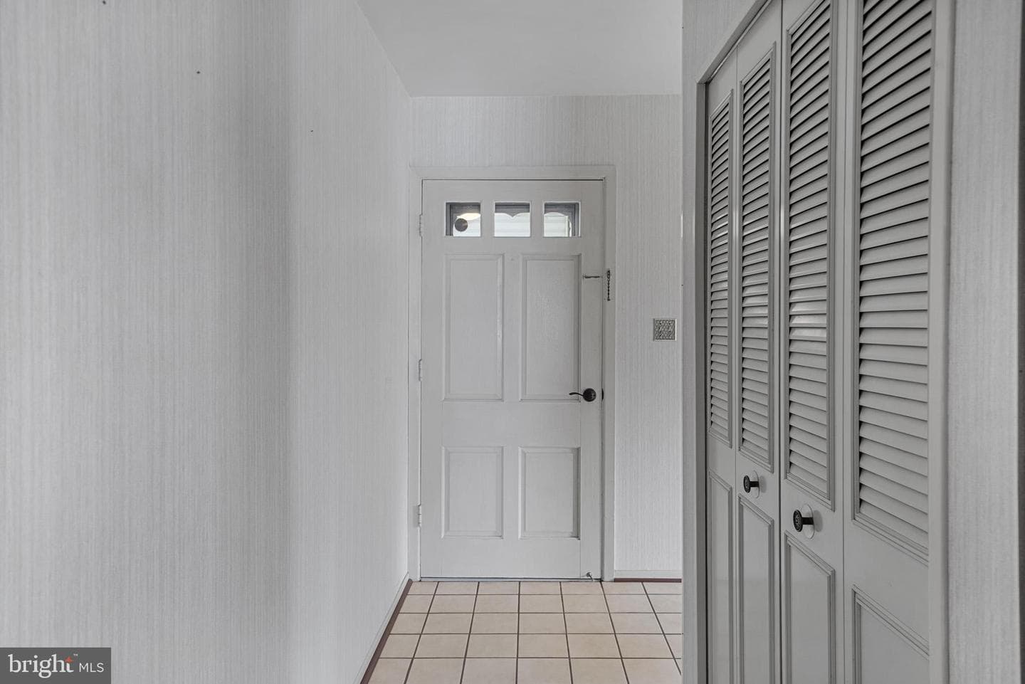 12419 Kensington Lane photo 3