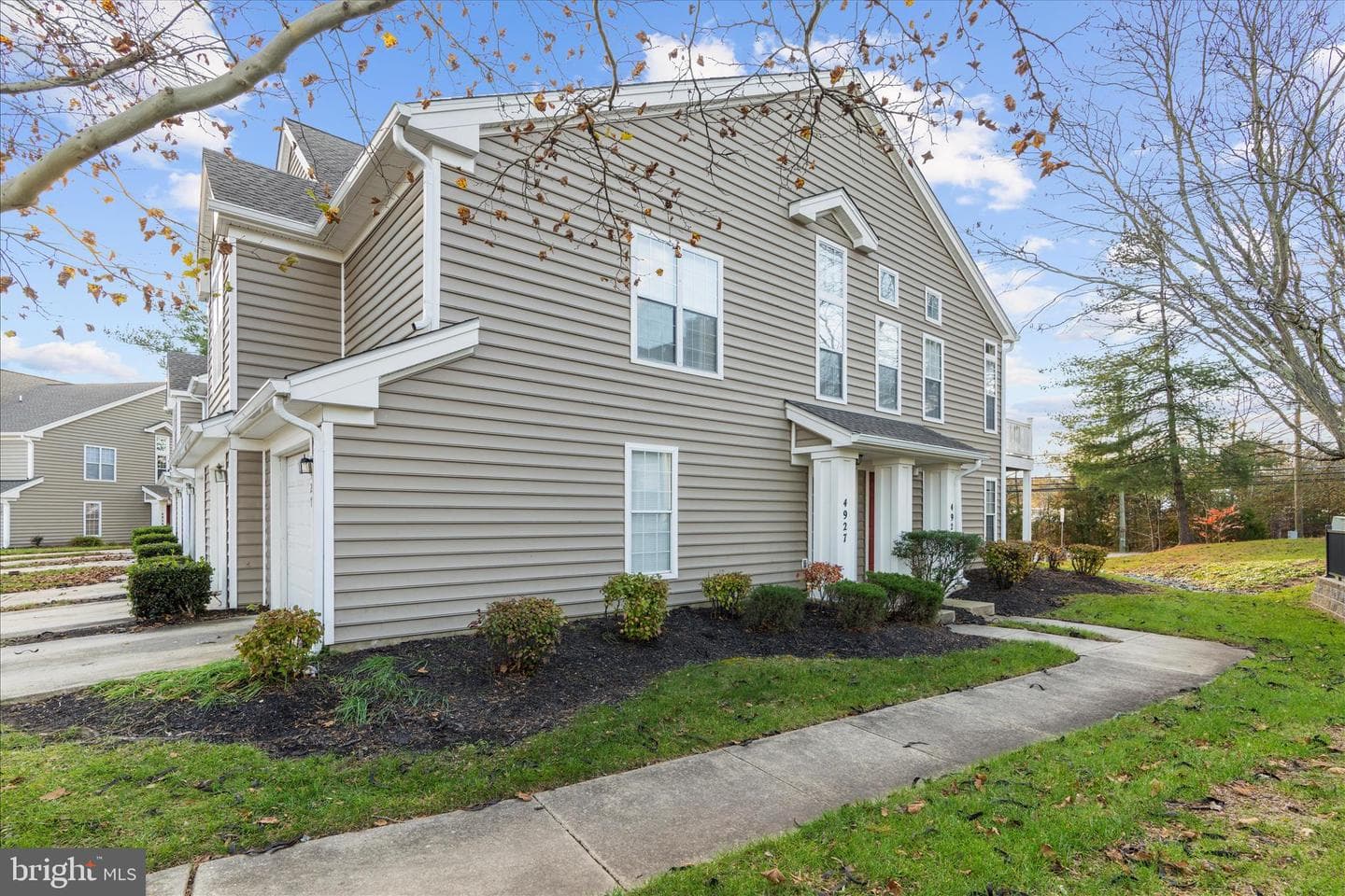 4927 King Patrick Way #502 photo 1