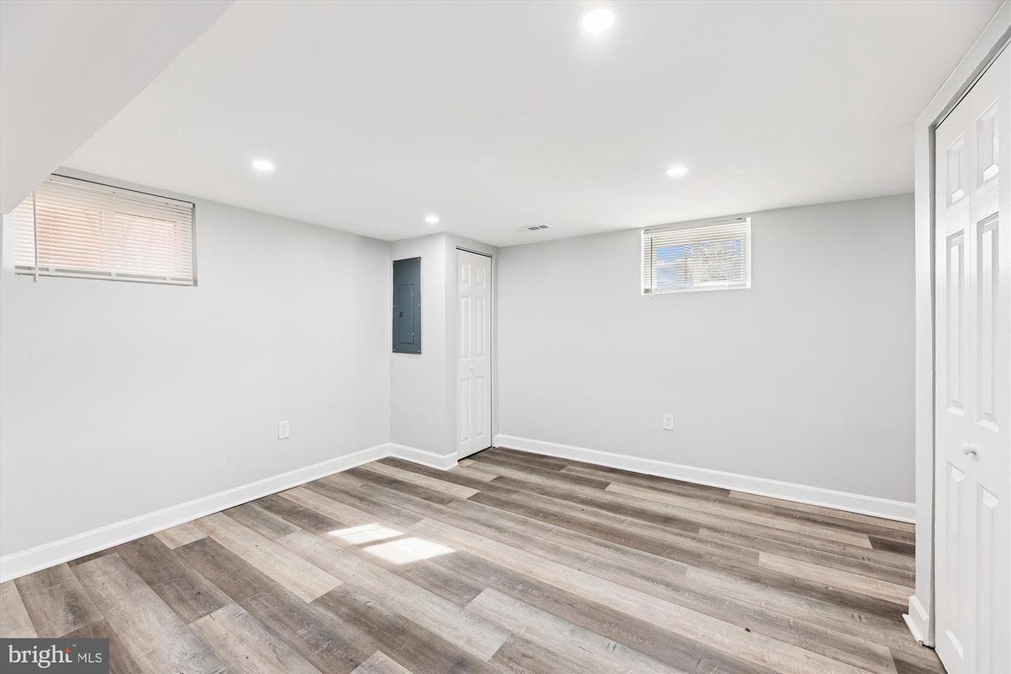 2016 Belfast Drive photo 24