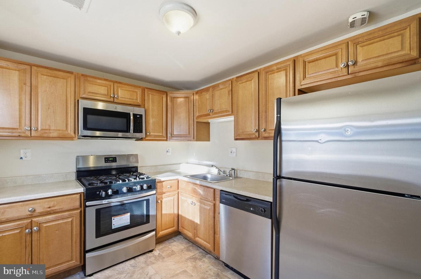 1498 Potomac Heights Drive #140 photo 10