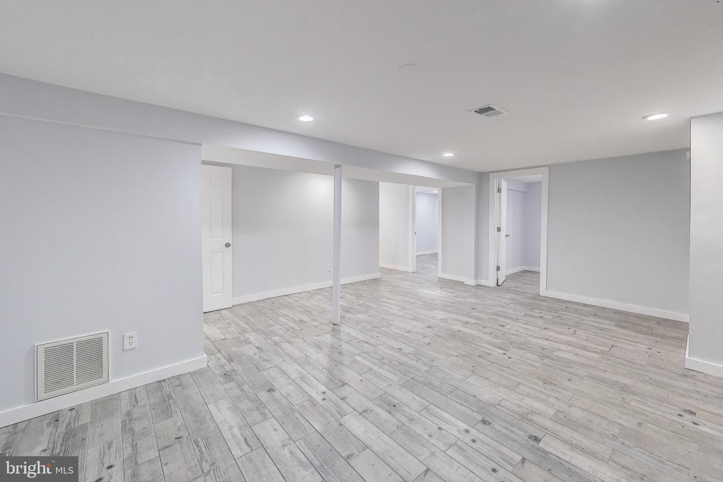 9413 Van Buren Street photo 20