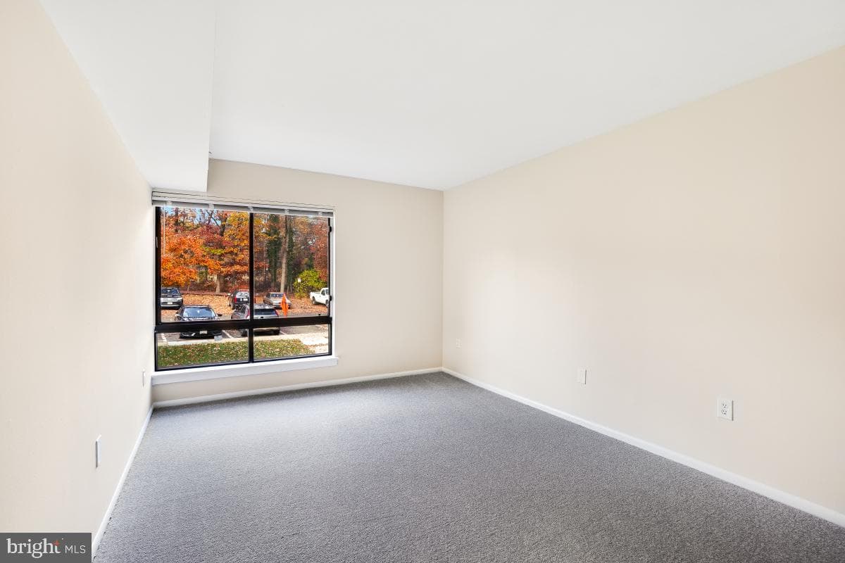 8475 Greenbelt Road photo 10