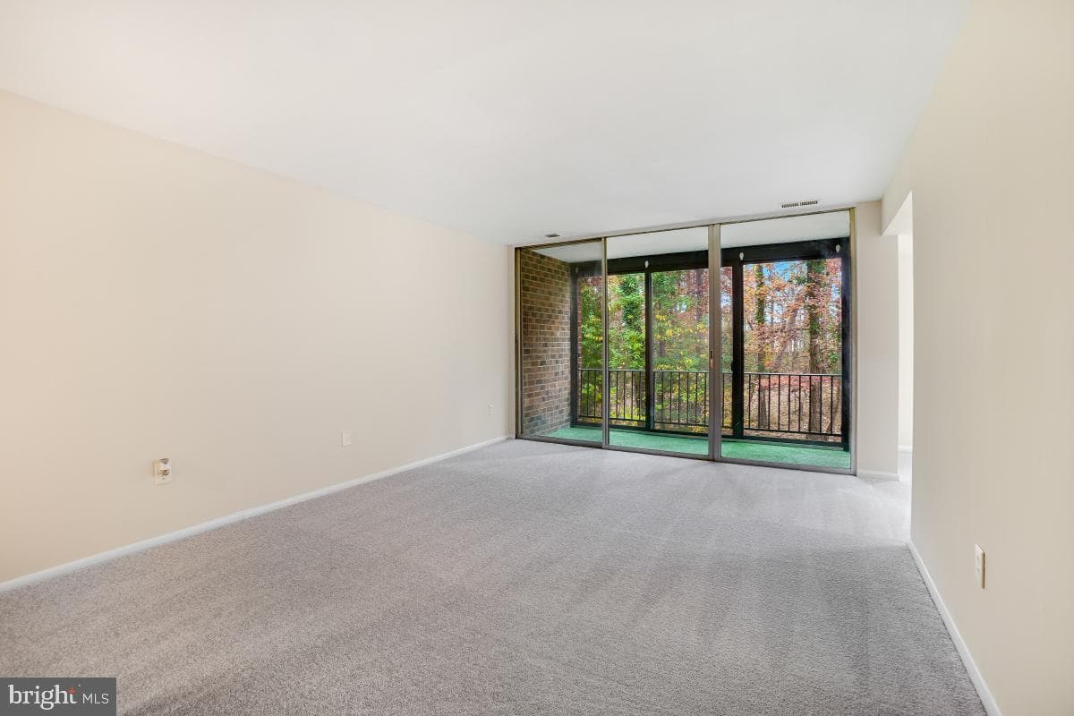 8475 Greenbelt Road photo 5