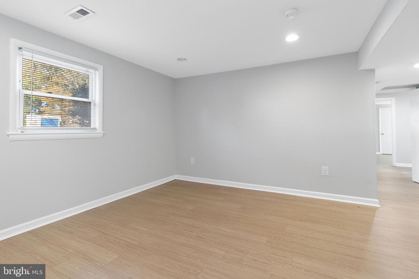710 Iona Terrace photo 22