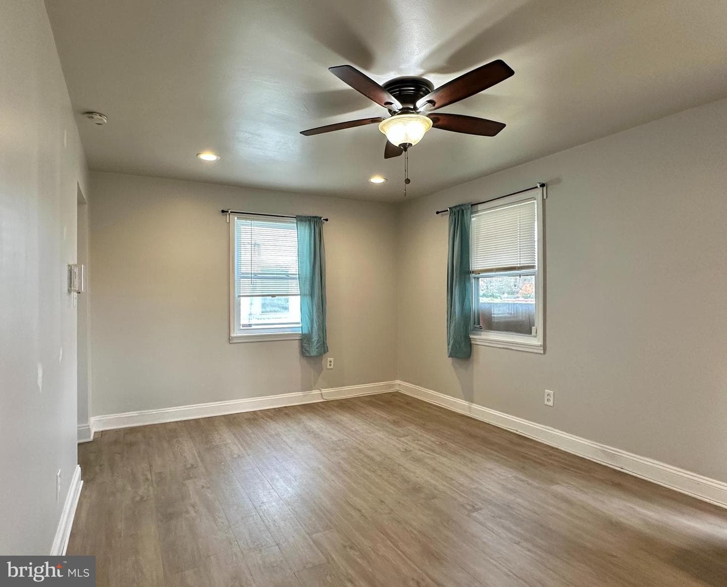 3418 63rd Avenue photo 8