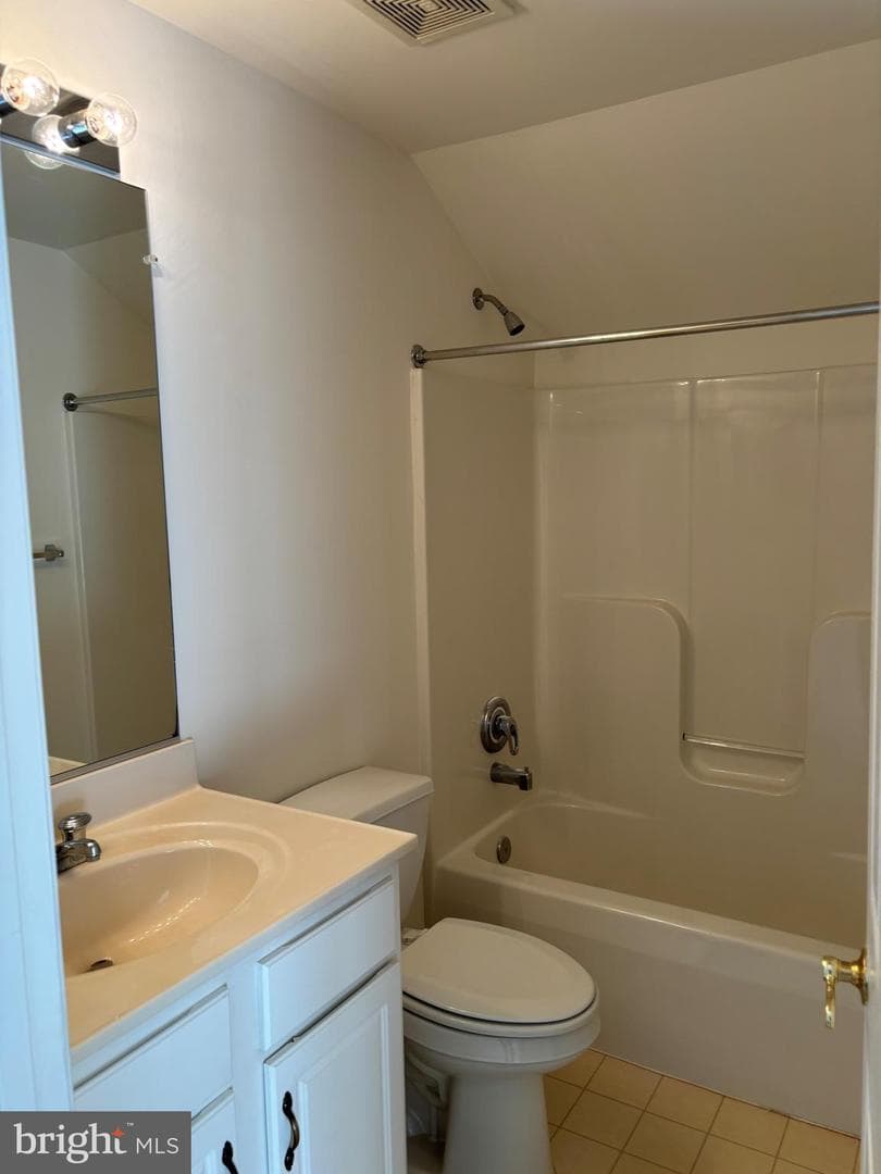 7403 Berryleaf Drive photo 17