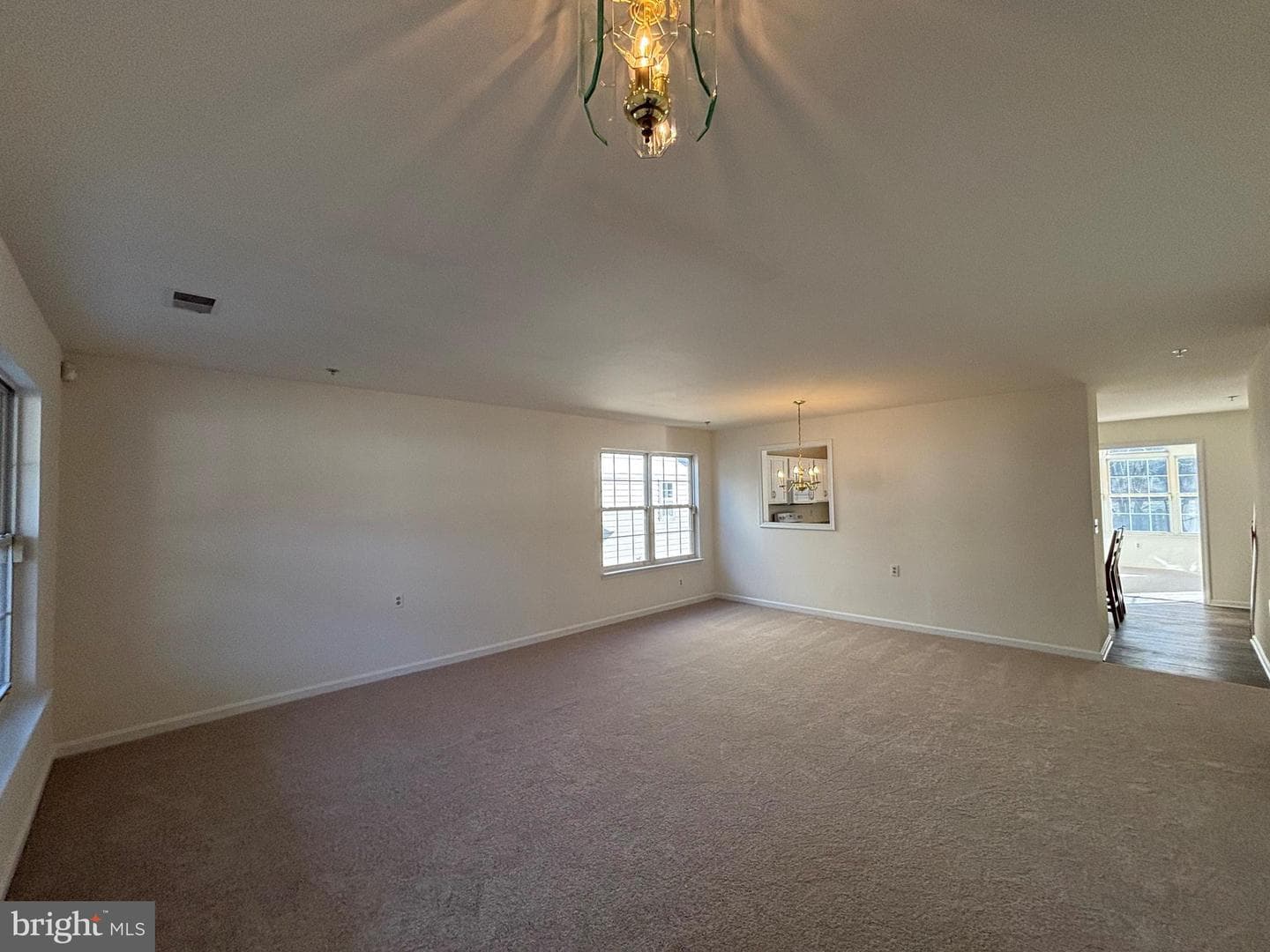 7403 Berryleaf Drive photo 4