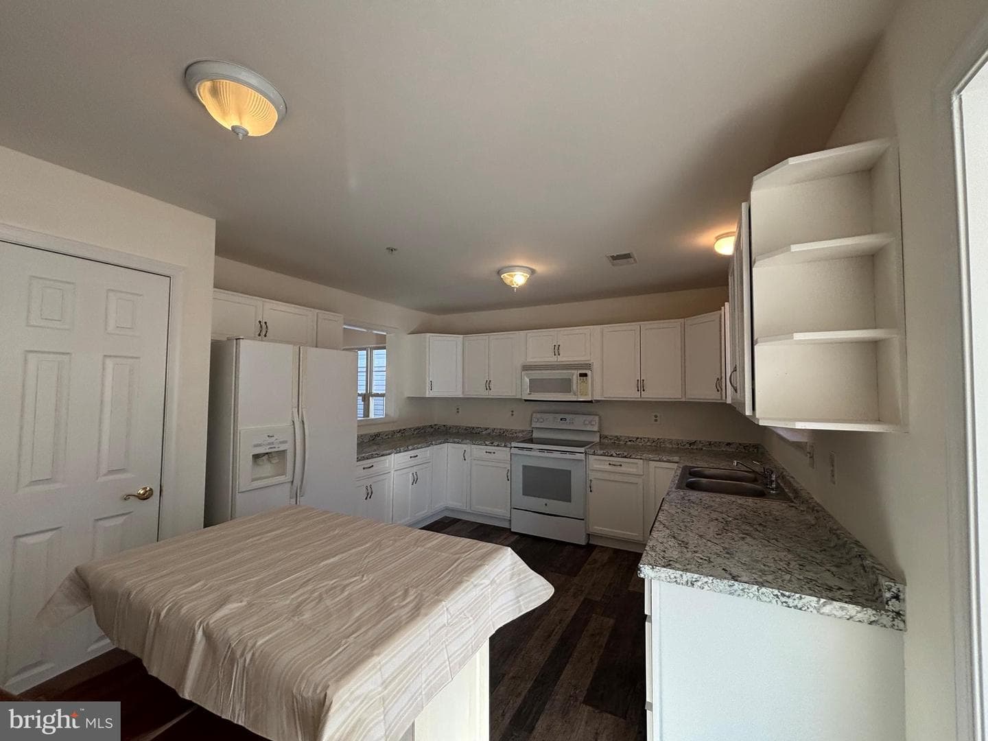 7403 Berryleaf Drive photo 8