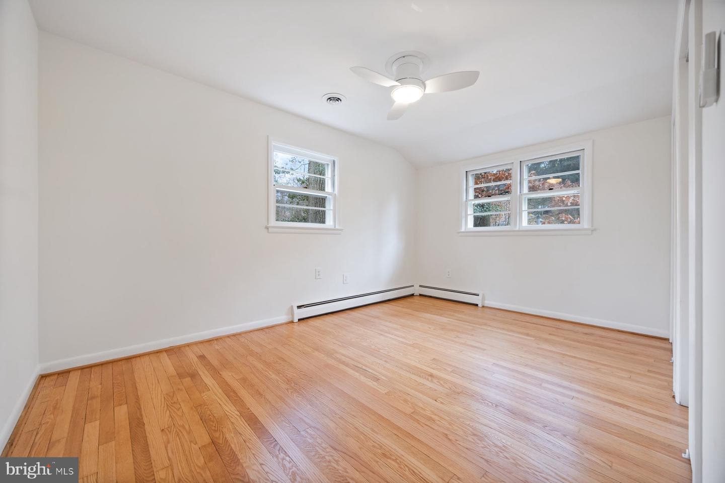 26 Lakeside Drive photo 21
