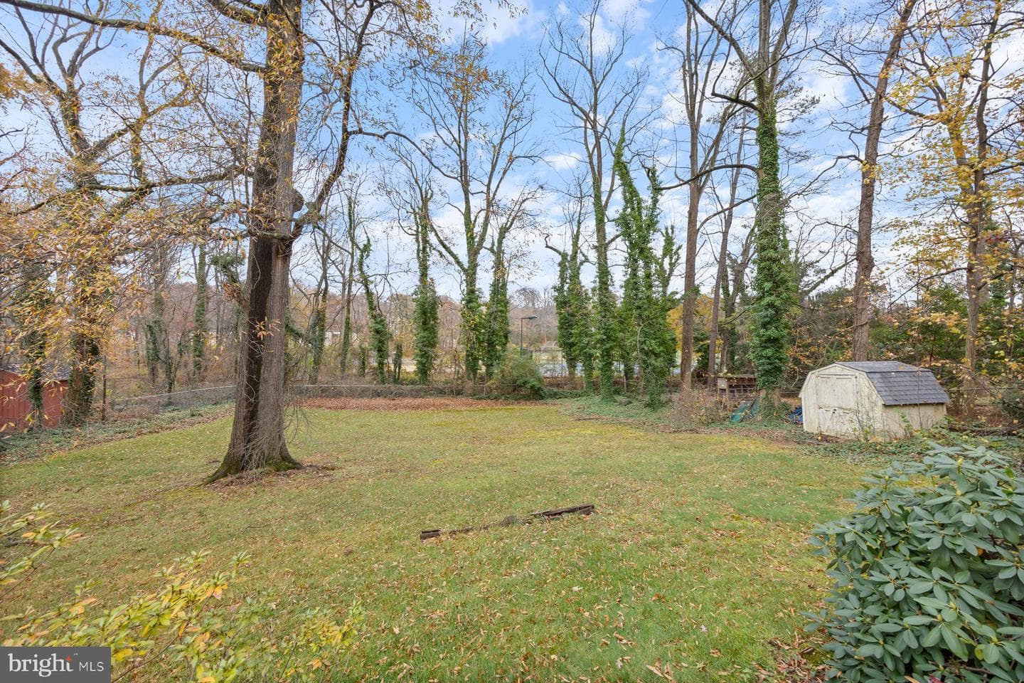 26 Lakeside Drive photo 34