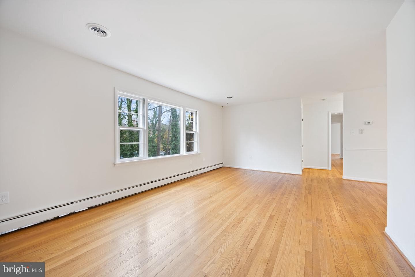 26 Lakeside Drive photo 5