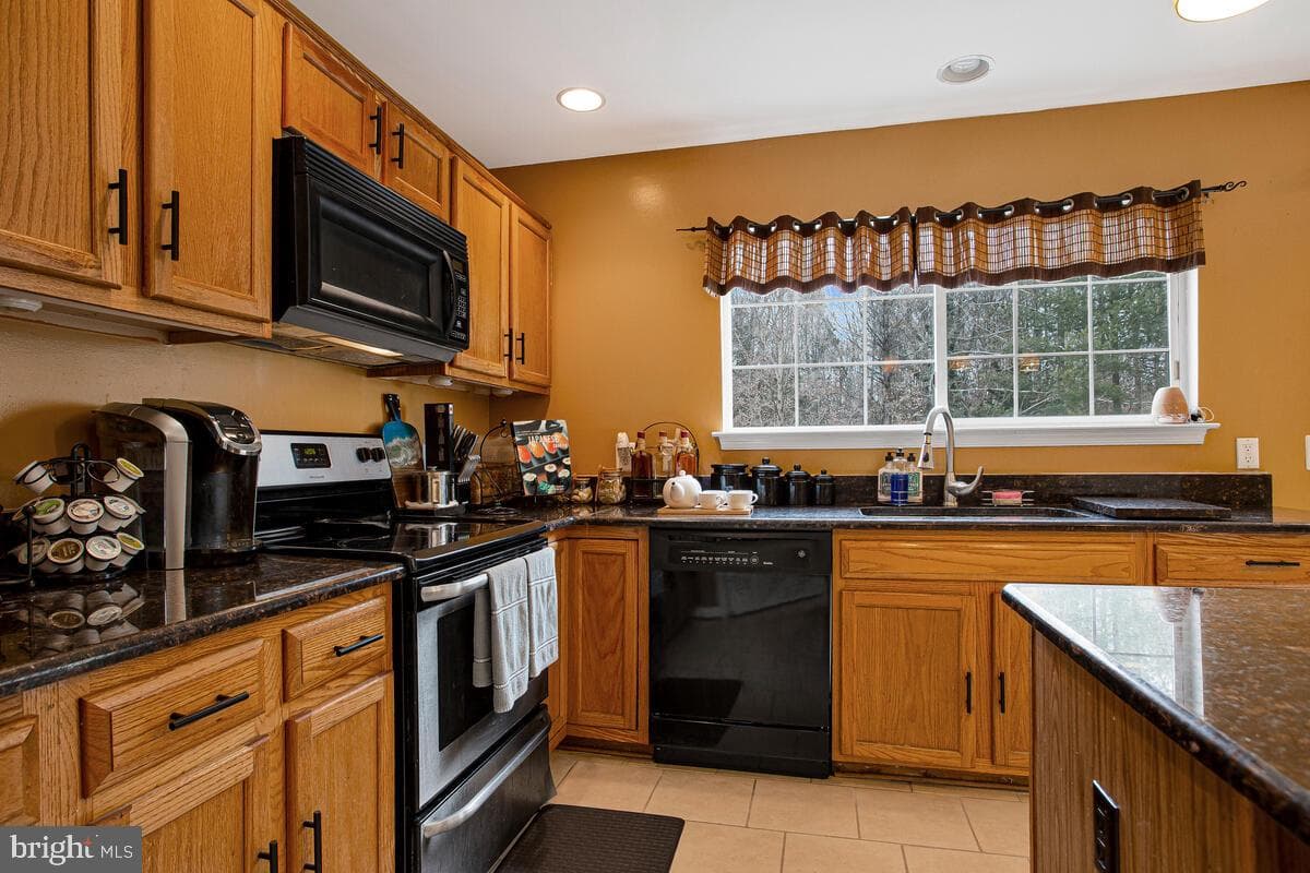 15208 Dalebrooke Drive photo 15