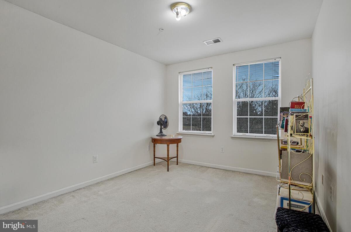 15208 Dalebrooke Drive photo 18