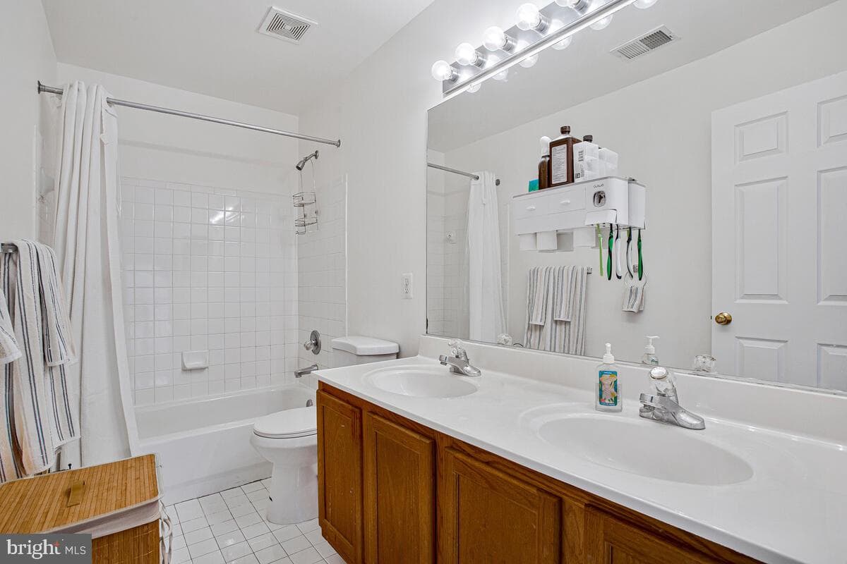 15208 Dalebrooke Drive photo 20