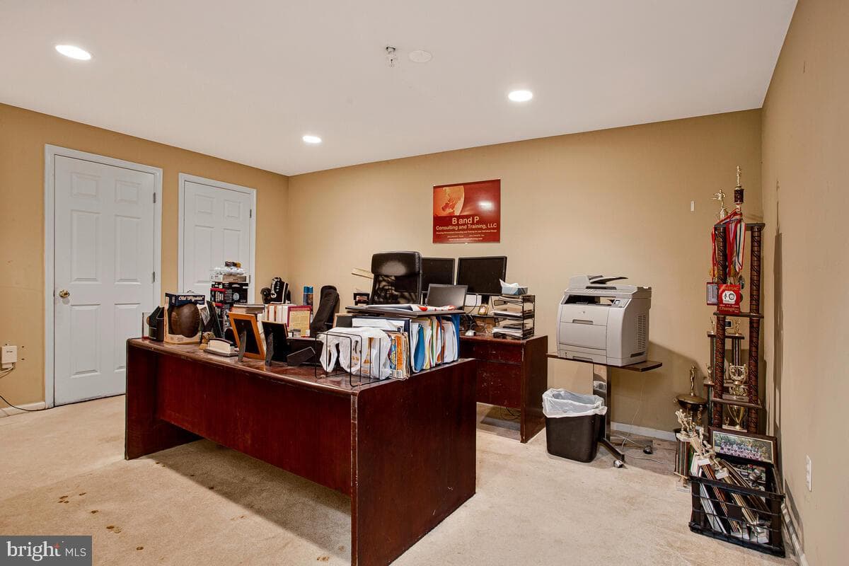 15208 Dalebrooke Drive photo 29