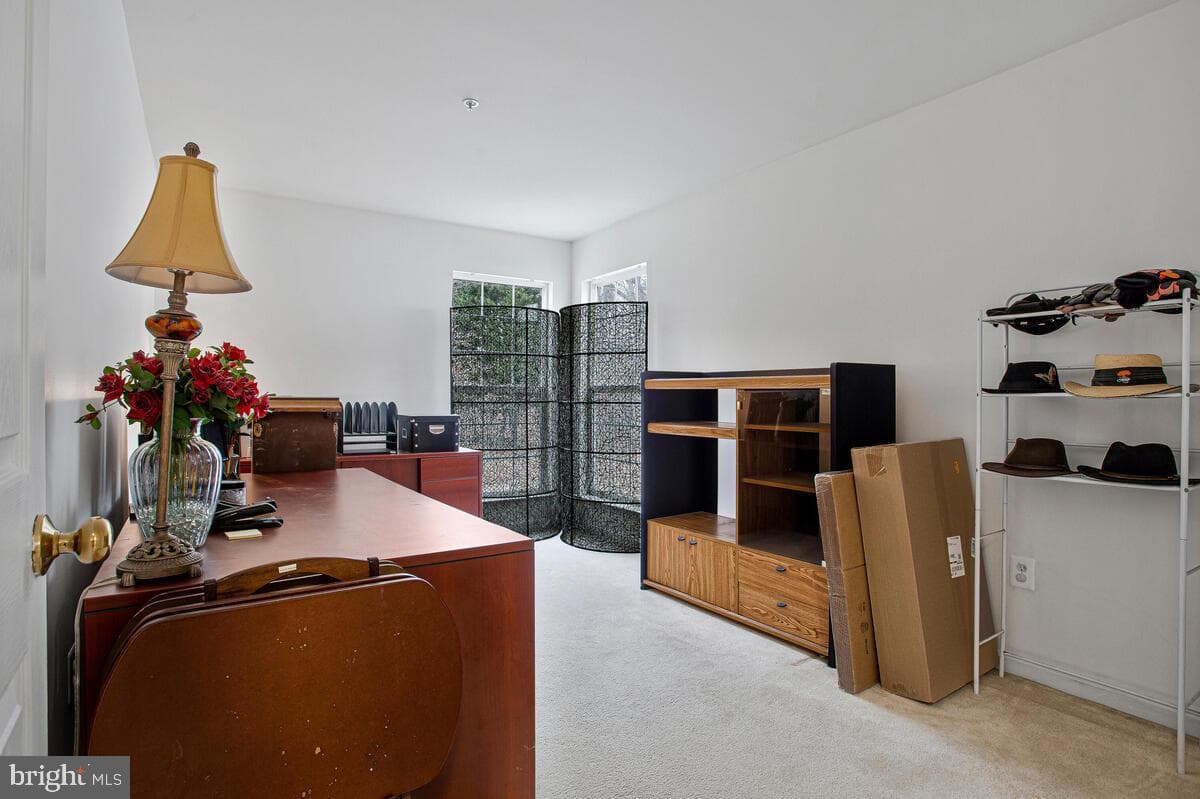 15208 Dalebrooke Drive photo 9