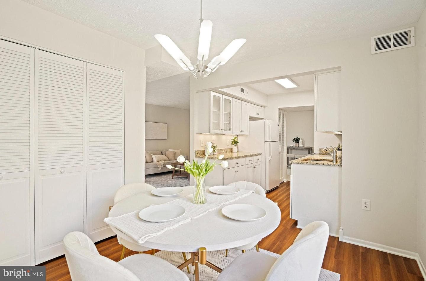 7712 Hanover Parkway #104 photo 7