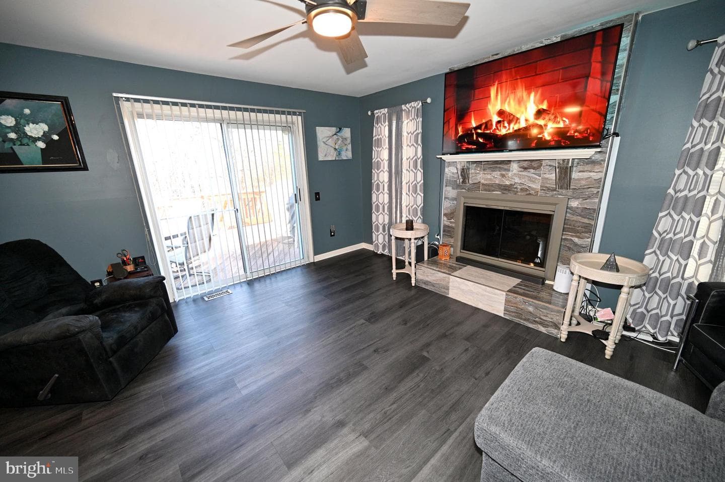 7729 Castle Rock Drive photo 13