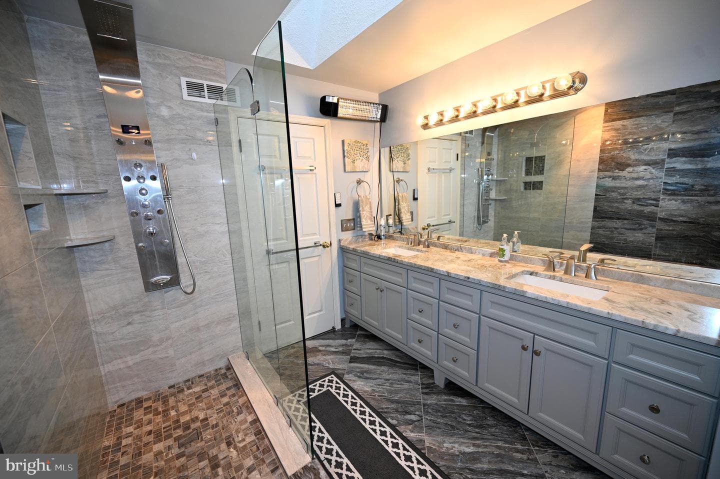 7729 Castle Rock Drive photo 32