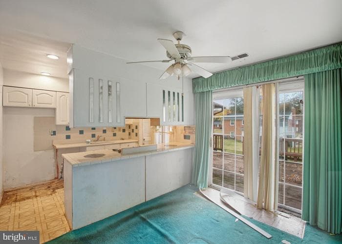 2409 Mary Place photo 11