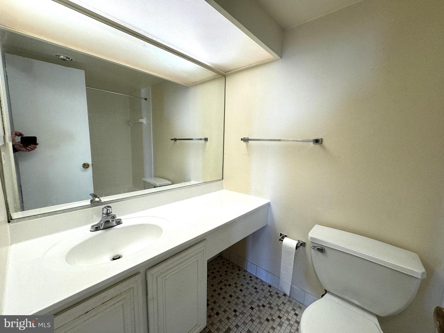 6100 Westchester Park Drive #915 photo 19