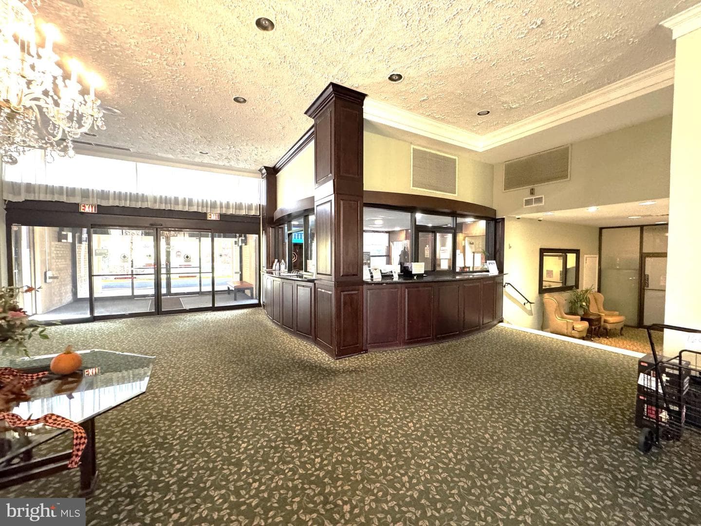 6100 Westchester Park Drive #915 photo 28