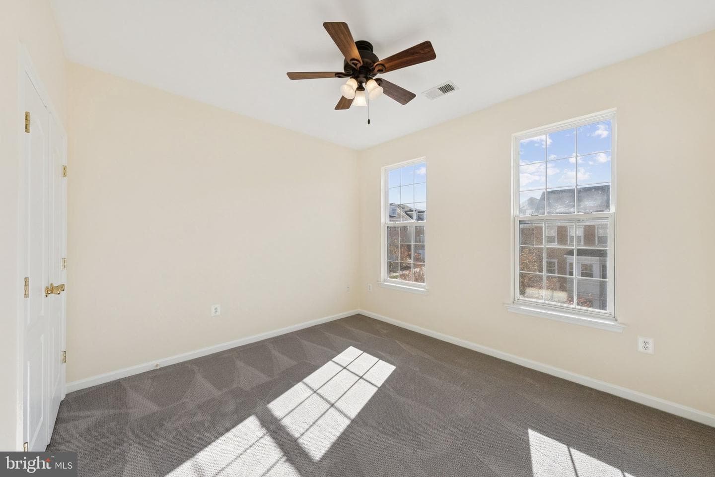 4233 Talmadge Circle photo 16