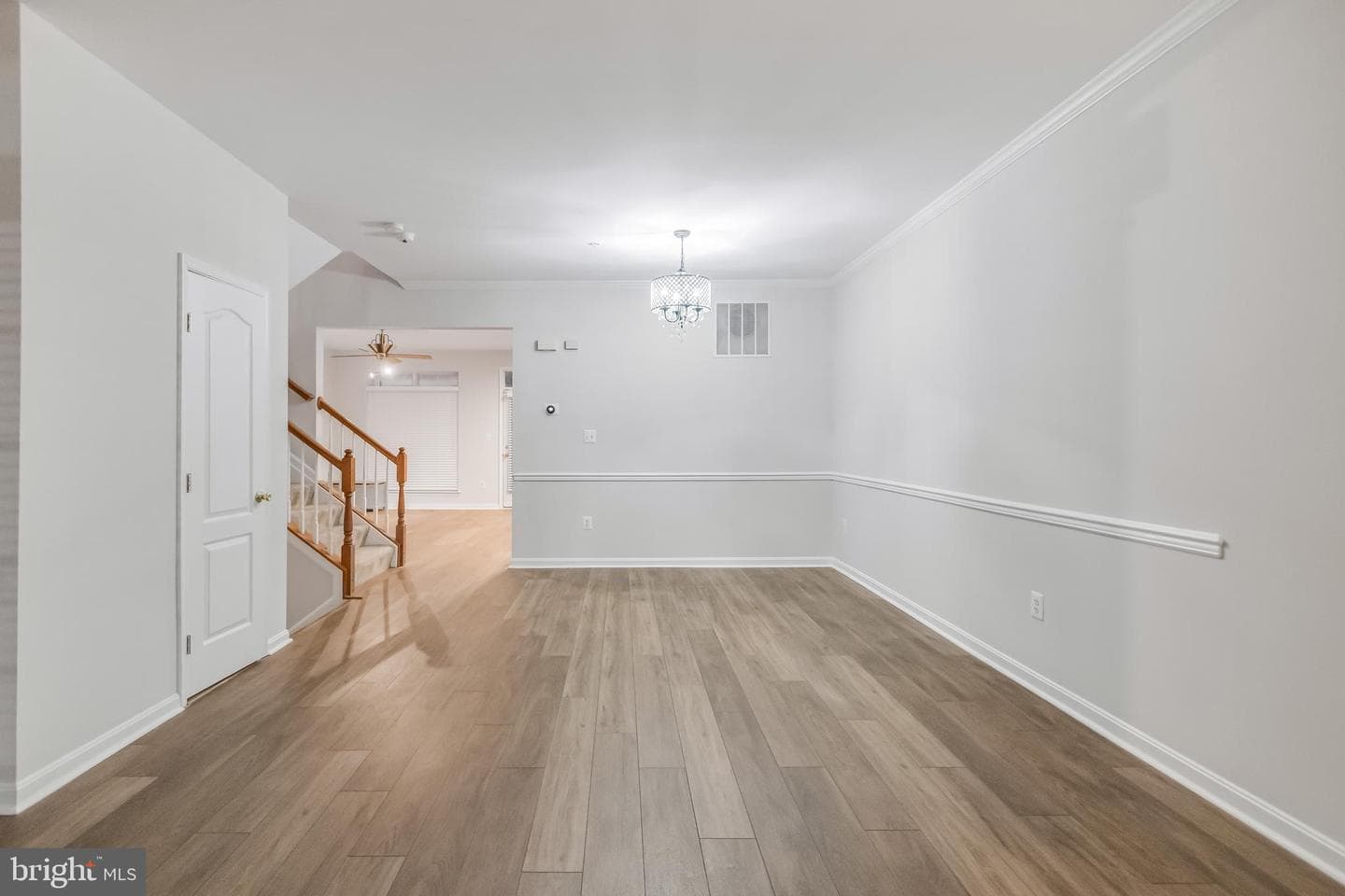 5711 Lanier Avenue photo 22