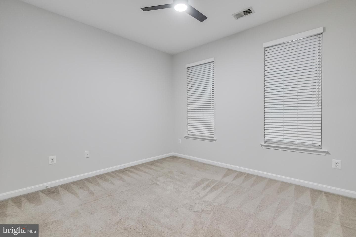 5711 Lanier Avenue photo 42