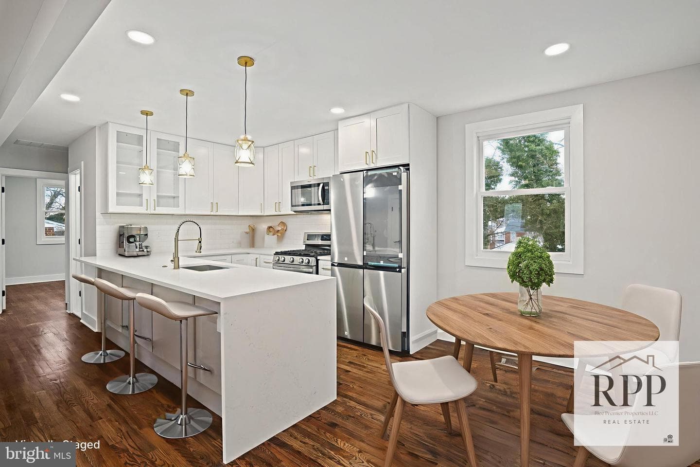 4201 Torque Street photo 6