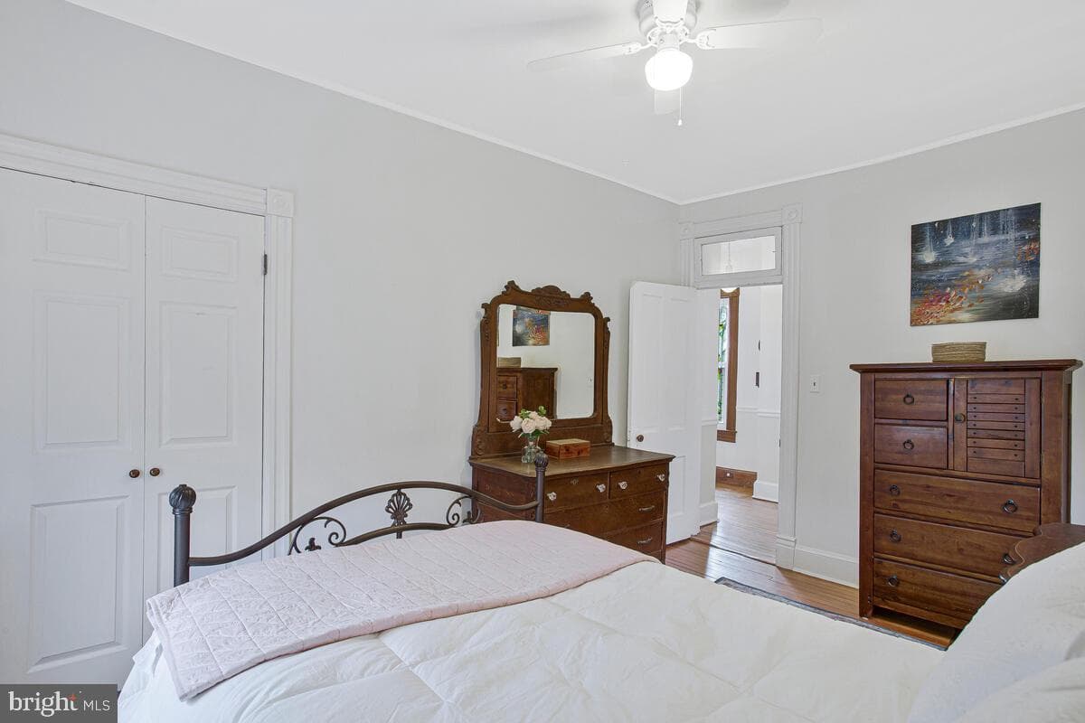 4114 Farragut Street photo 35