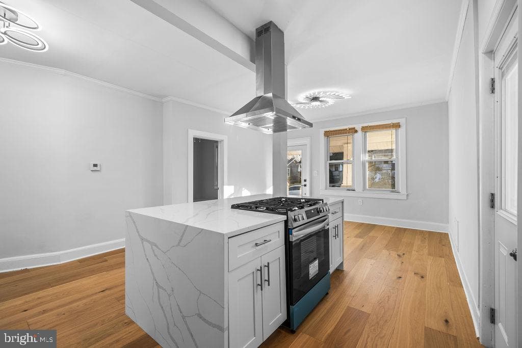 4212 Kennedy Street photo 4