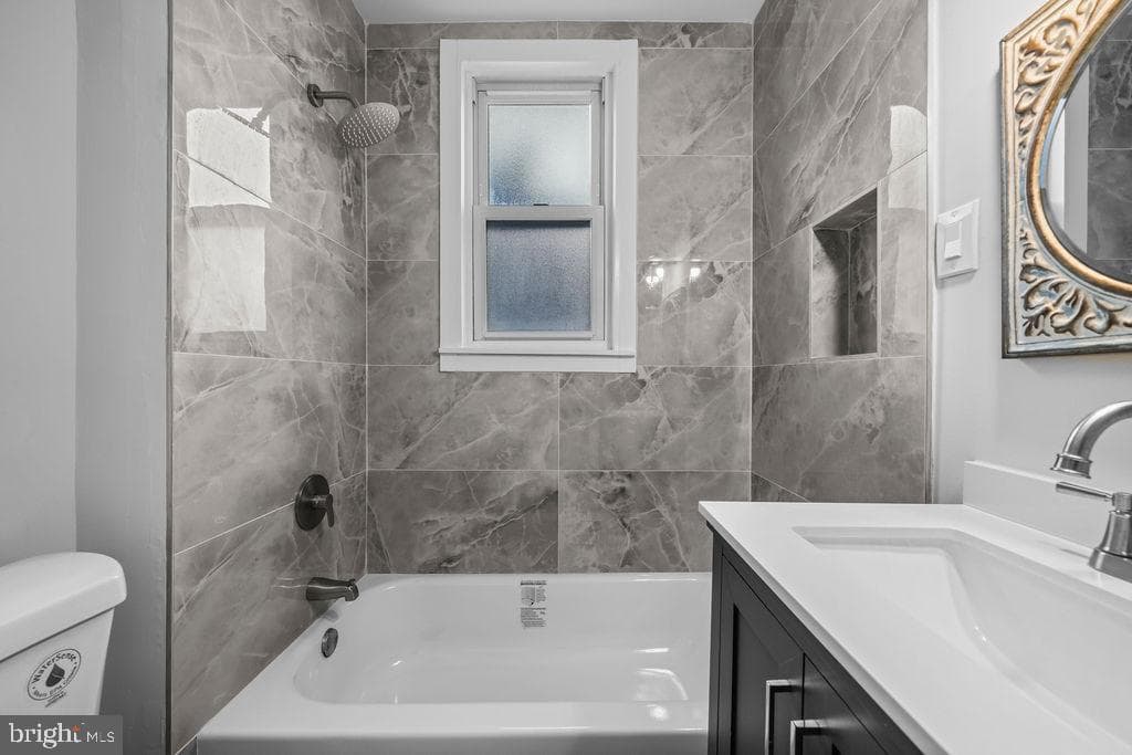 4212 Kennedy Street photo 9