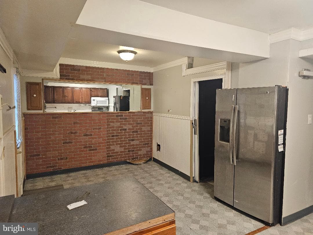 5919 Crown Street photo 3