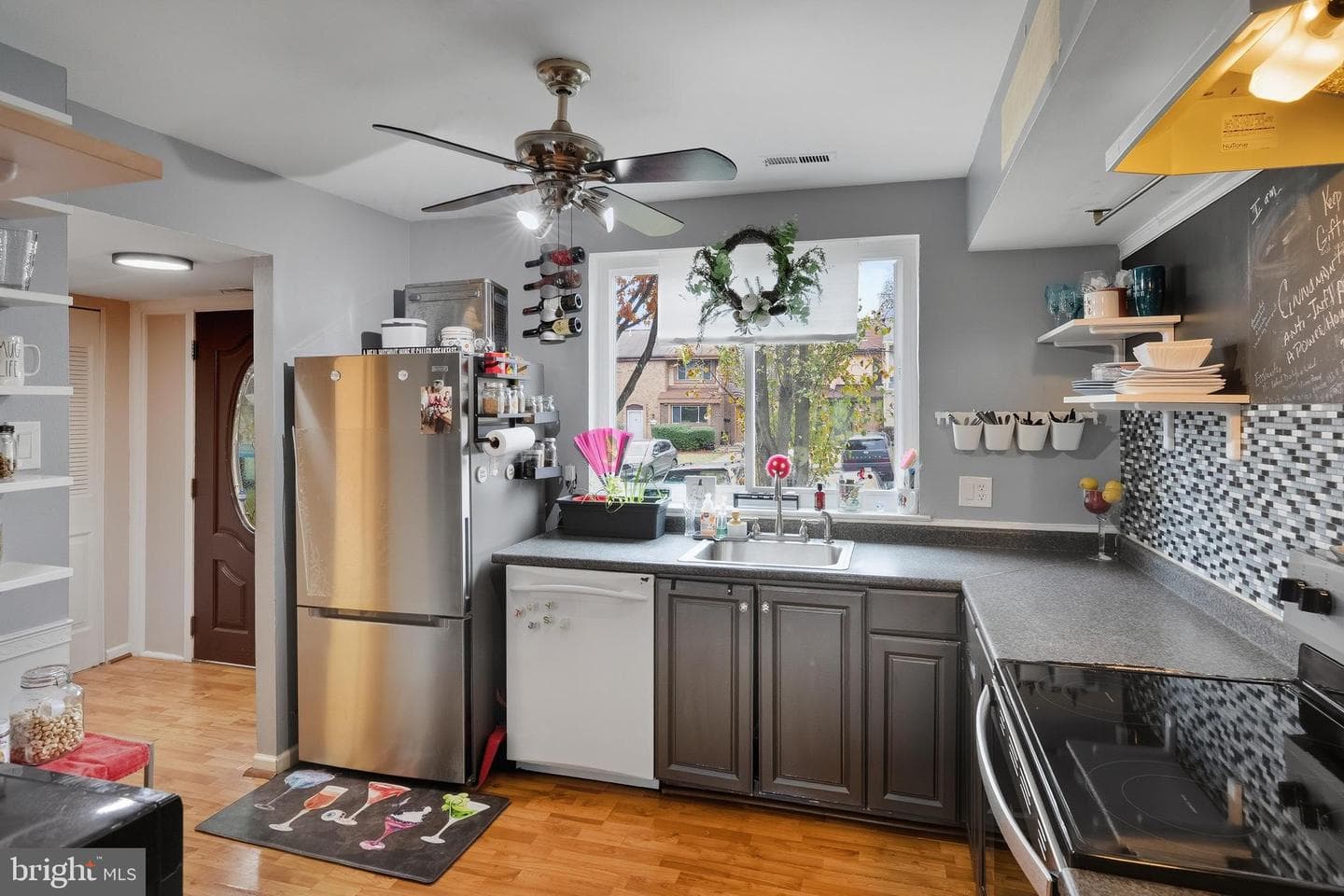 8264 Canning Terrace photo 4