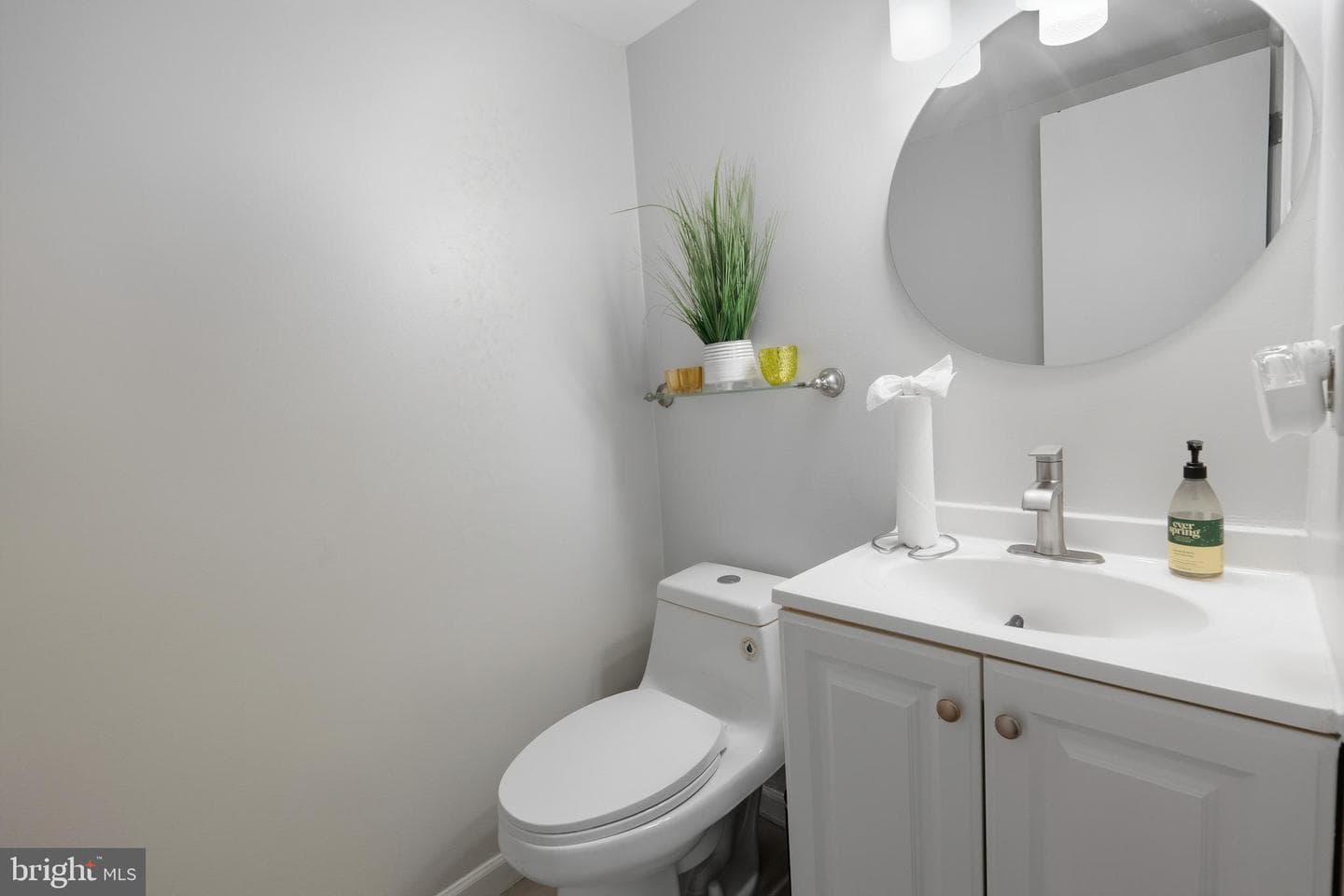 8264 Canning Terrace photo 6