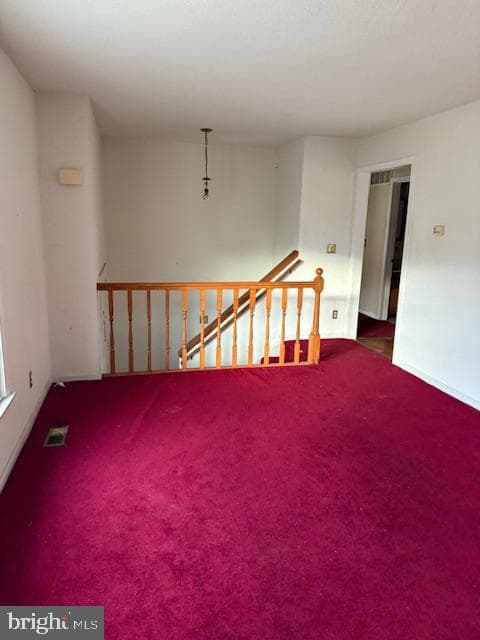 2406 Timbercrest Drive photo 3