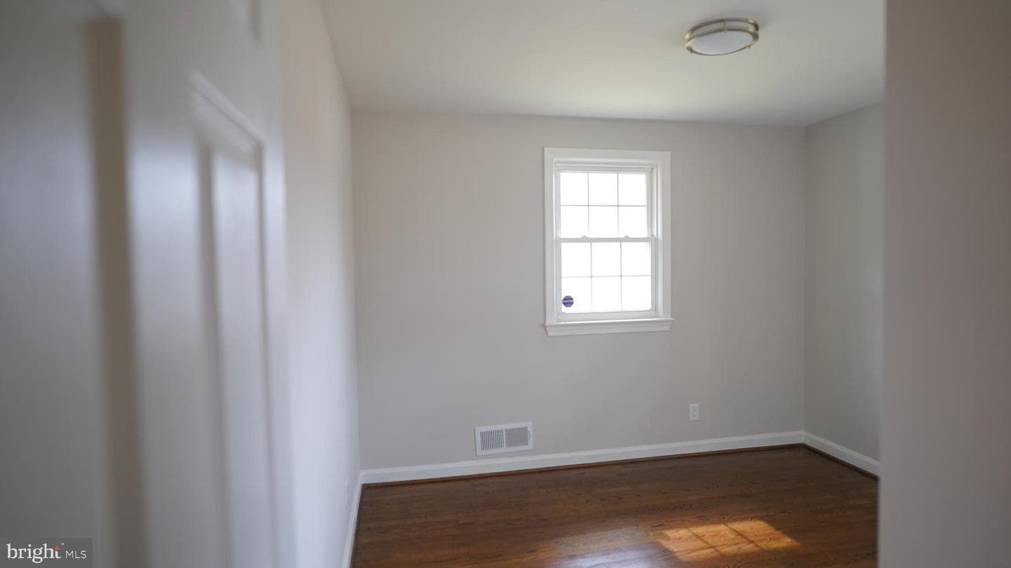 9300 Worrell Avenue photo 19