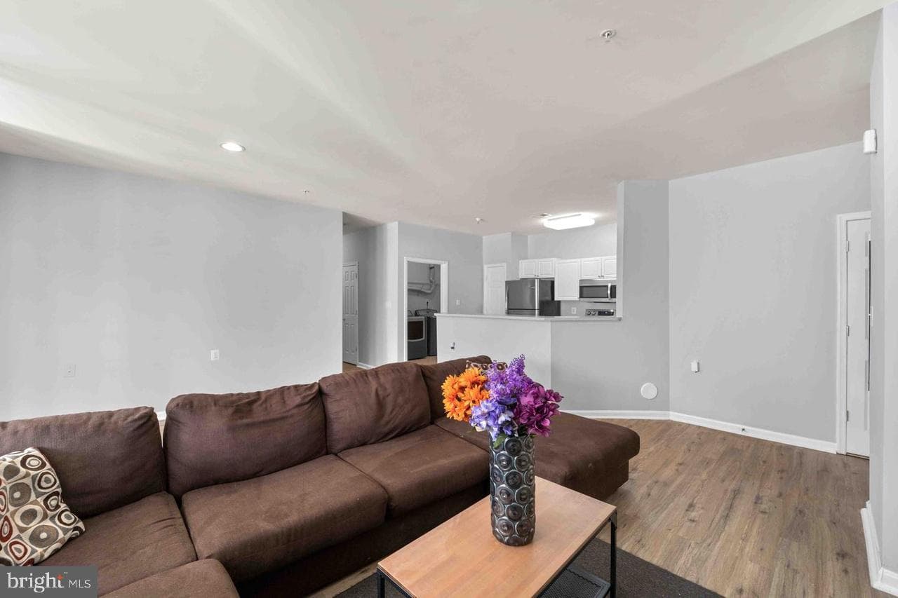 3114 Bellamy Way photo 3