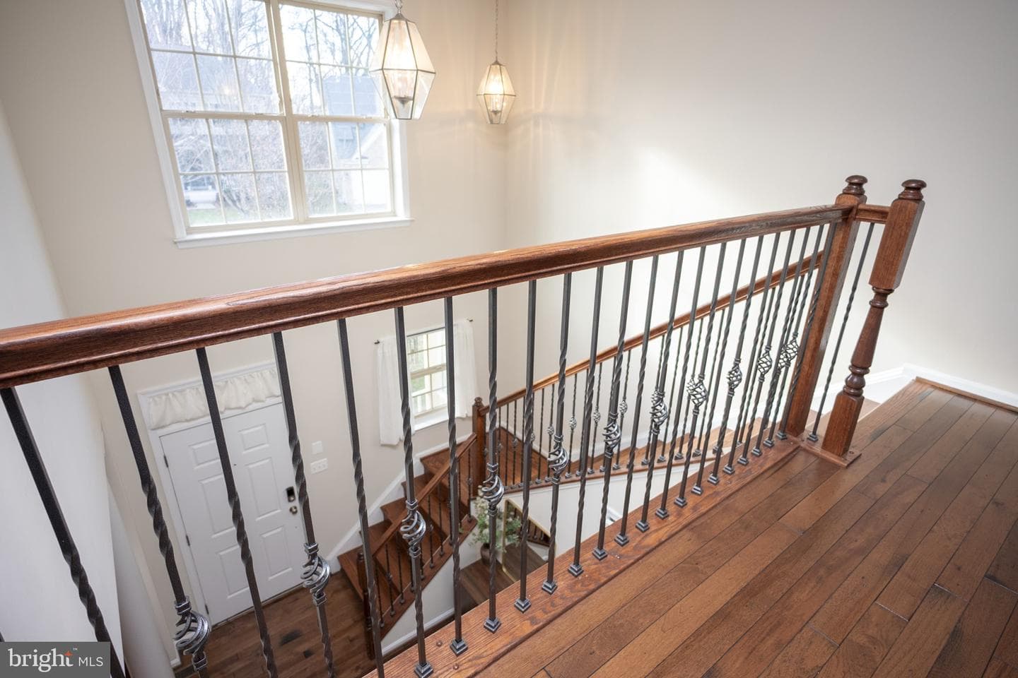 2703 Swann Wing Court photo 4