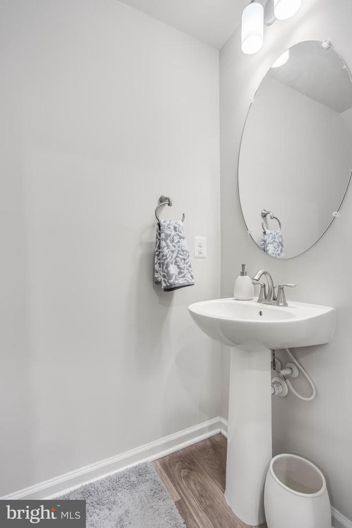 5513 Lanteen Street photo 11