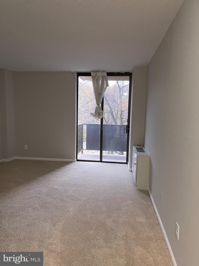 6100 Westchester Park Drive #406 photo 28
