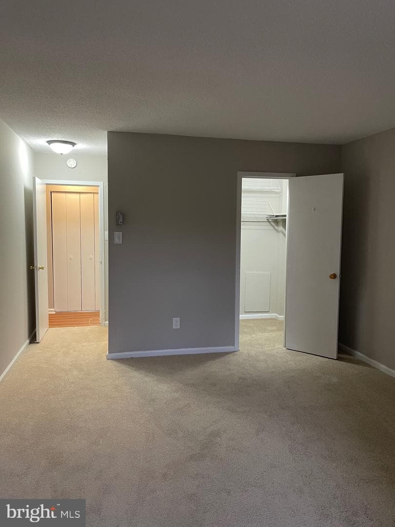 6100 Westchester Park Drive #406 photo 32