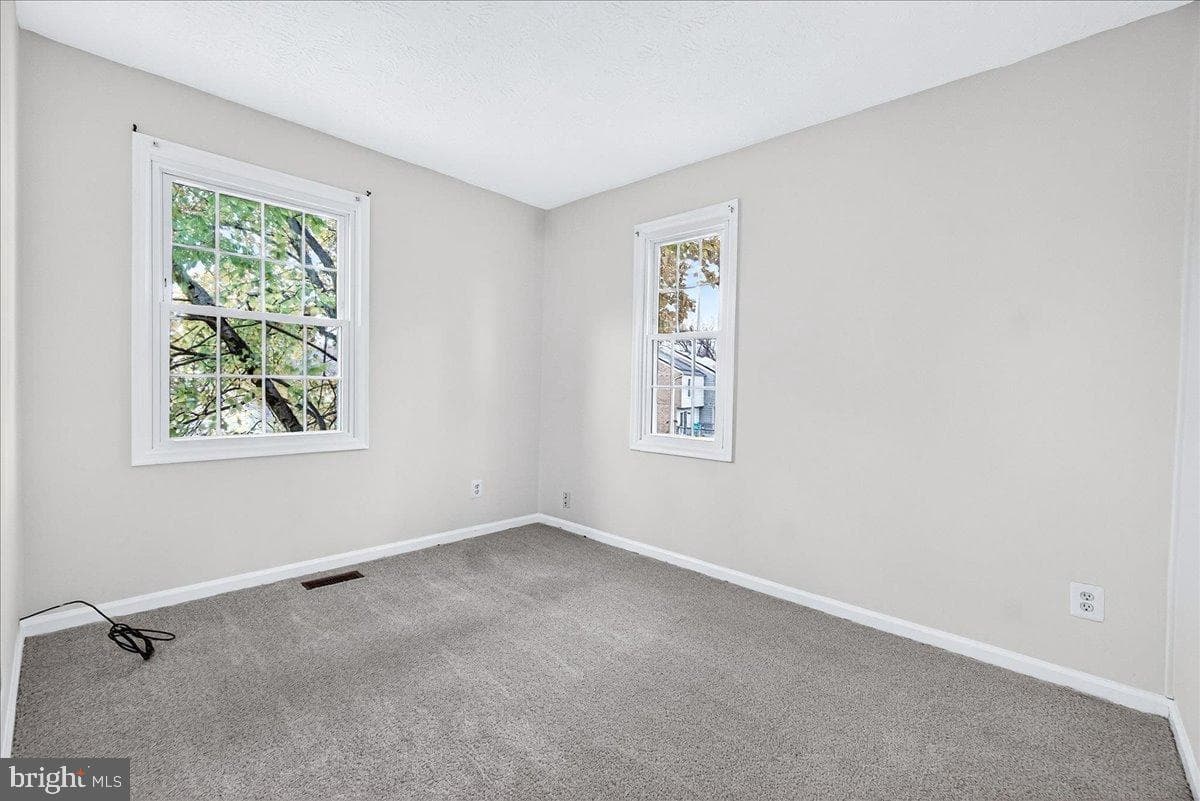 11400 Horse Soldier Place photo 24